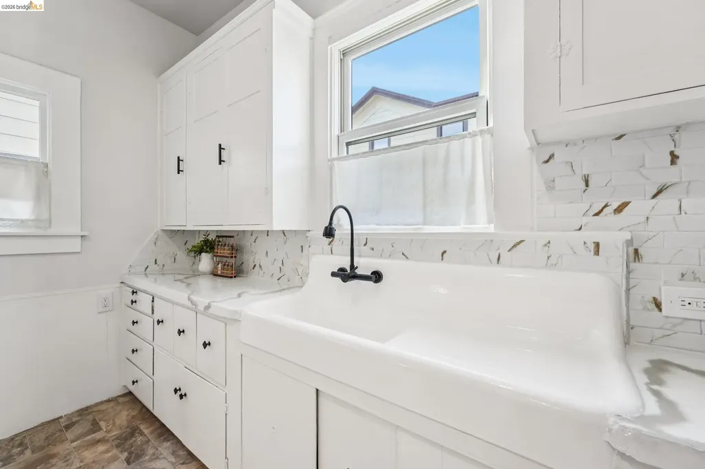 1549 5th Avenue Oakland CA 94606