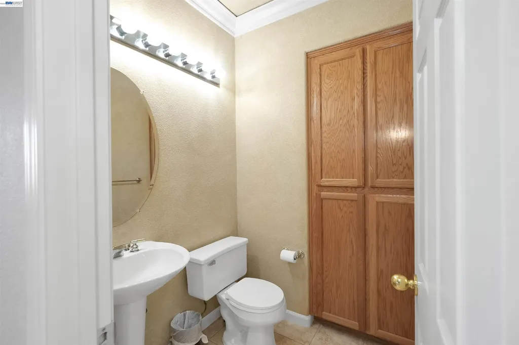 5810 Gold Creek Drive Castro Valley CA 94552