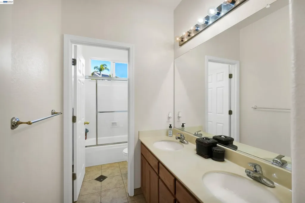 5810 Gold Creek Drive Castro Valley CA 94552