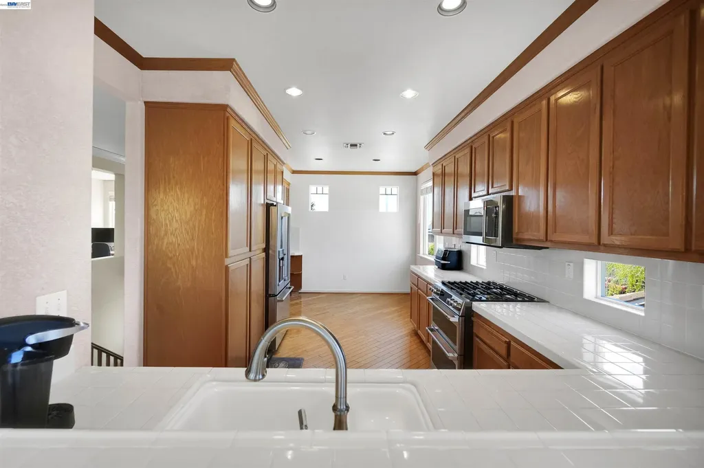 5810 Gold Creek Drive Castro Valley CA 94552