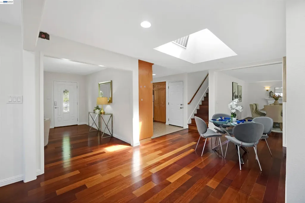 2076 Mento Drive Fremont CA 94539