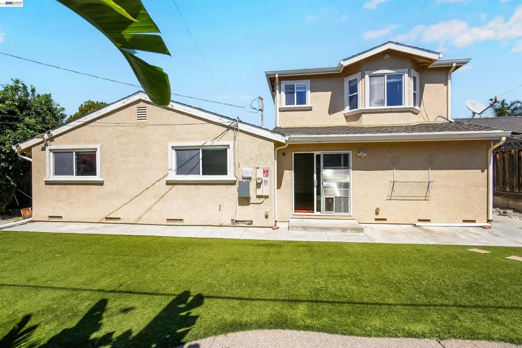 2076 Mento Drive Fremont CA 94539