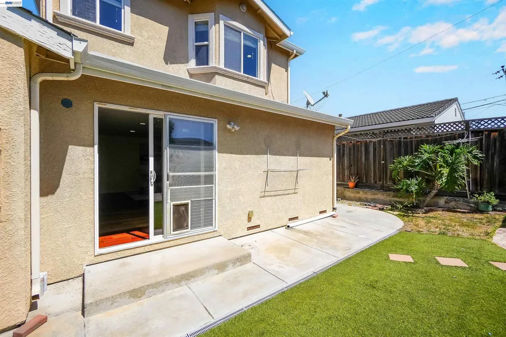 2076 Mento Drive Fremont CA 94539