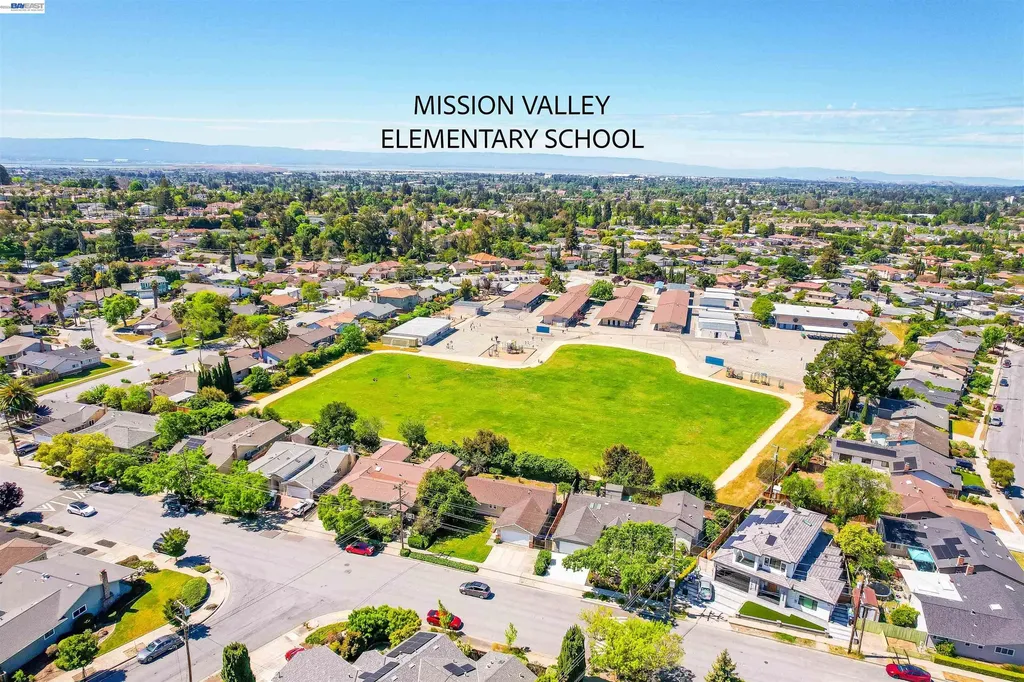 2076 Mento Drive Fremont CA 94539