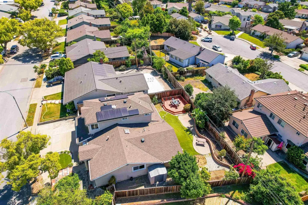 2076 Mento Drive Fremont CA 94539