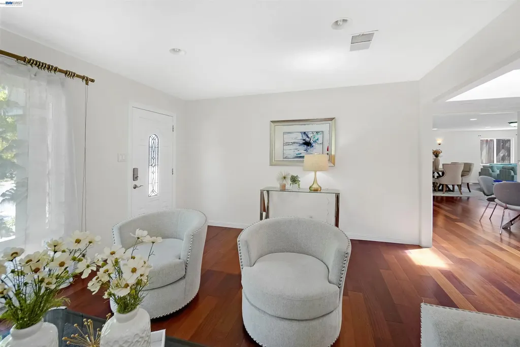 2076 Mento Drive Fremont CA 94539