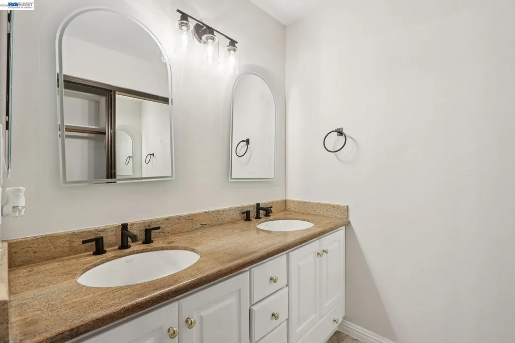 99 Cleaveland Road Pleasant Hill CA 94523