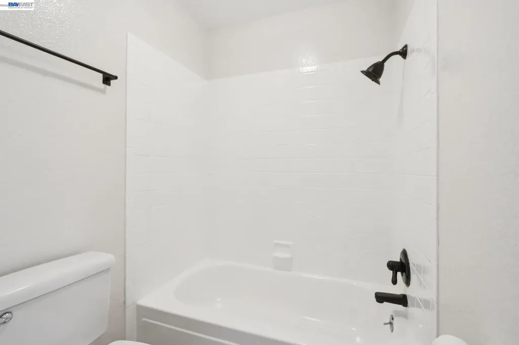 99 Cleaveland Road Pleasant Hill CA 94523