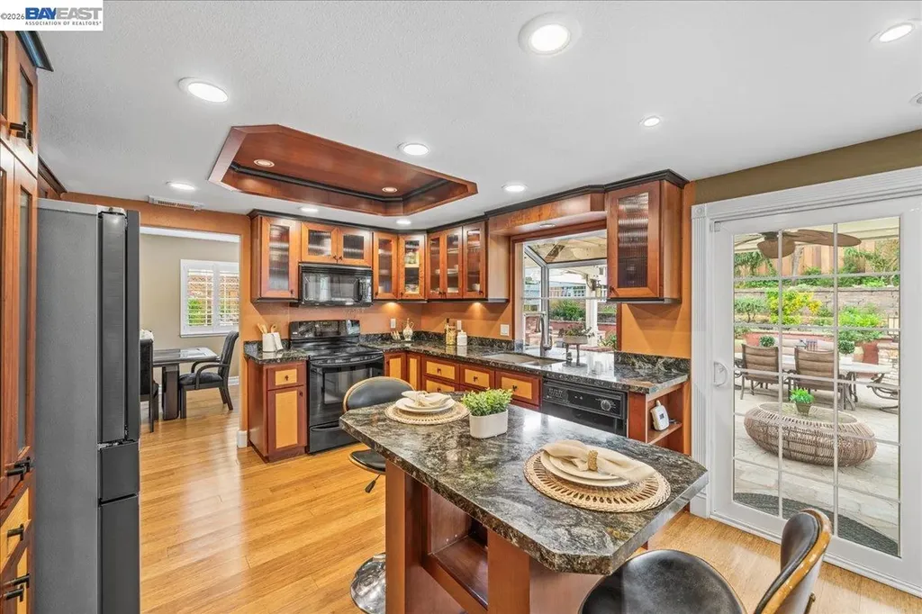 581 Tawny Pleasanton CA 94566