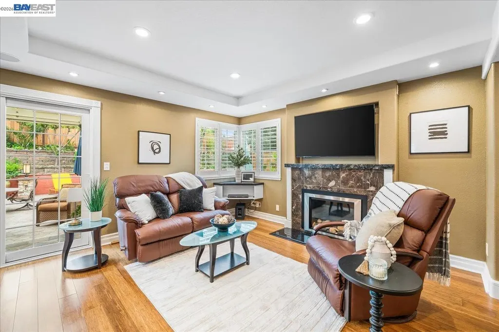 581 Tawny Pleasanton CA 94566