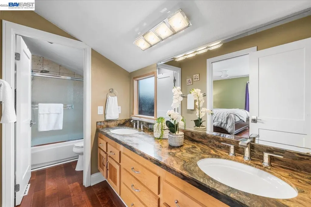 581 Tawny Pleasanton CA 94566