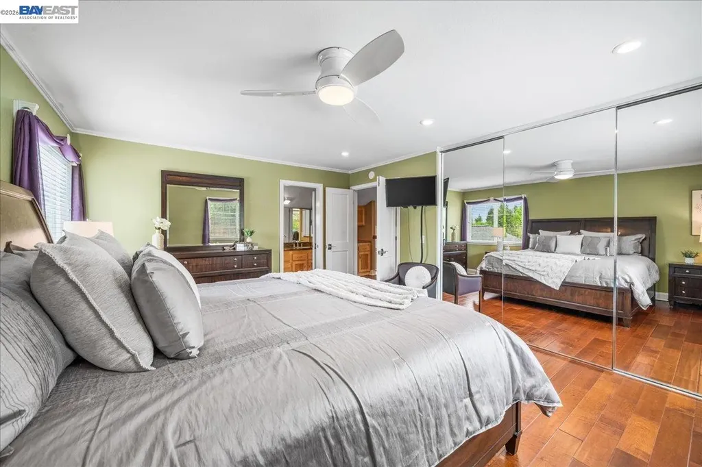581 Tawny Pleasanton CA 94566