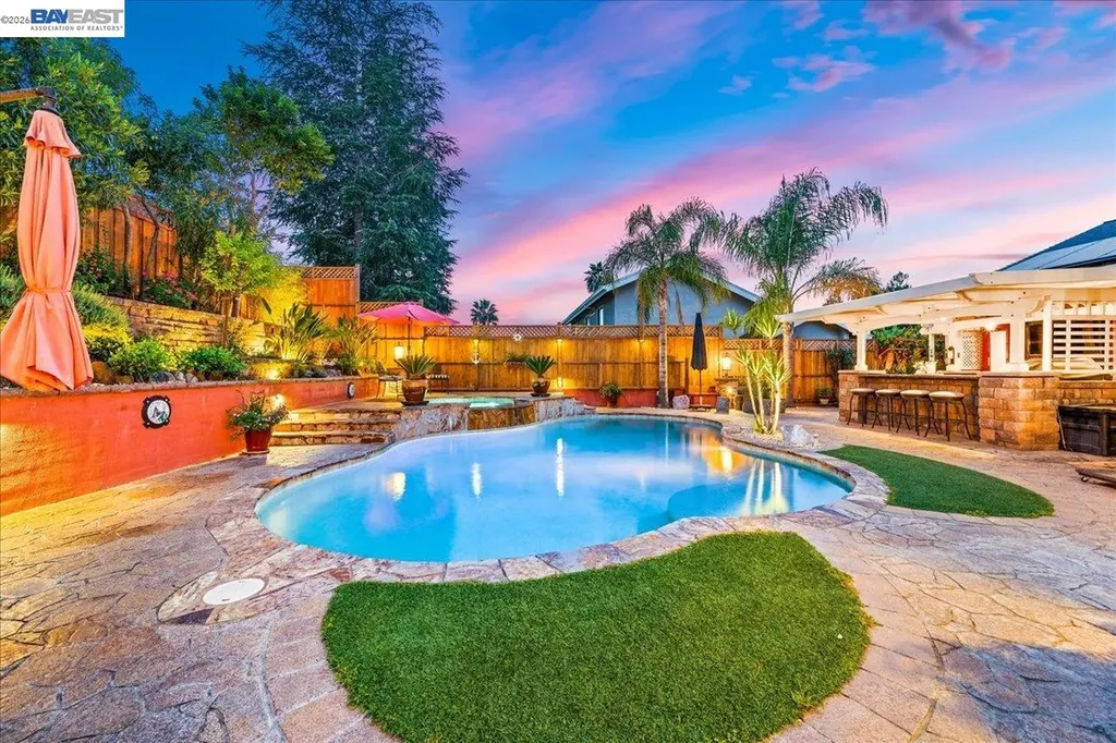 581 Tawny Pleasanton CA 94566