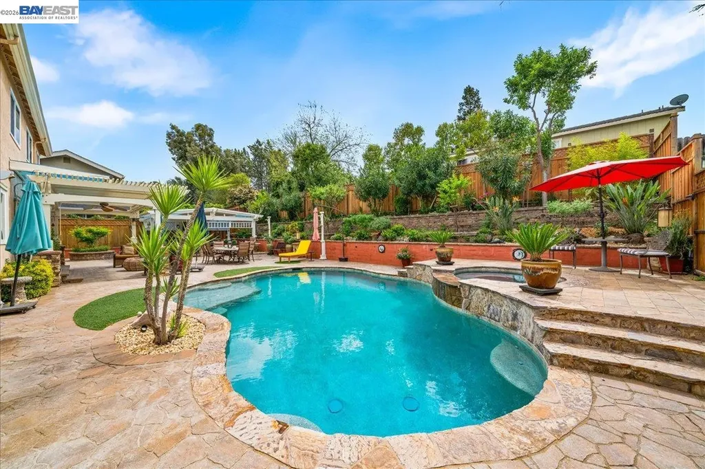 581 Tawny Pleasanton CA 94566