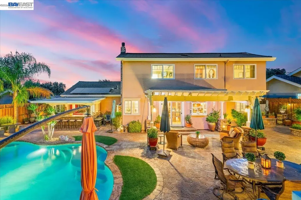 581 Tawny Pleasanton CA 94566
