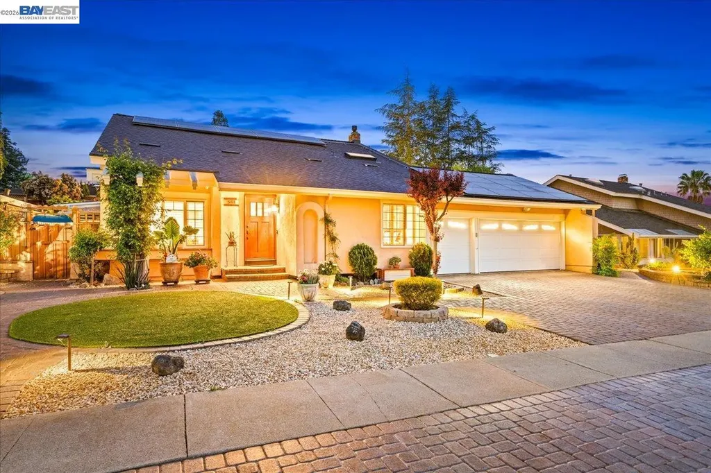 581 Tawny Pleasanton CA 94566