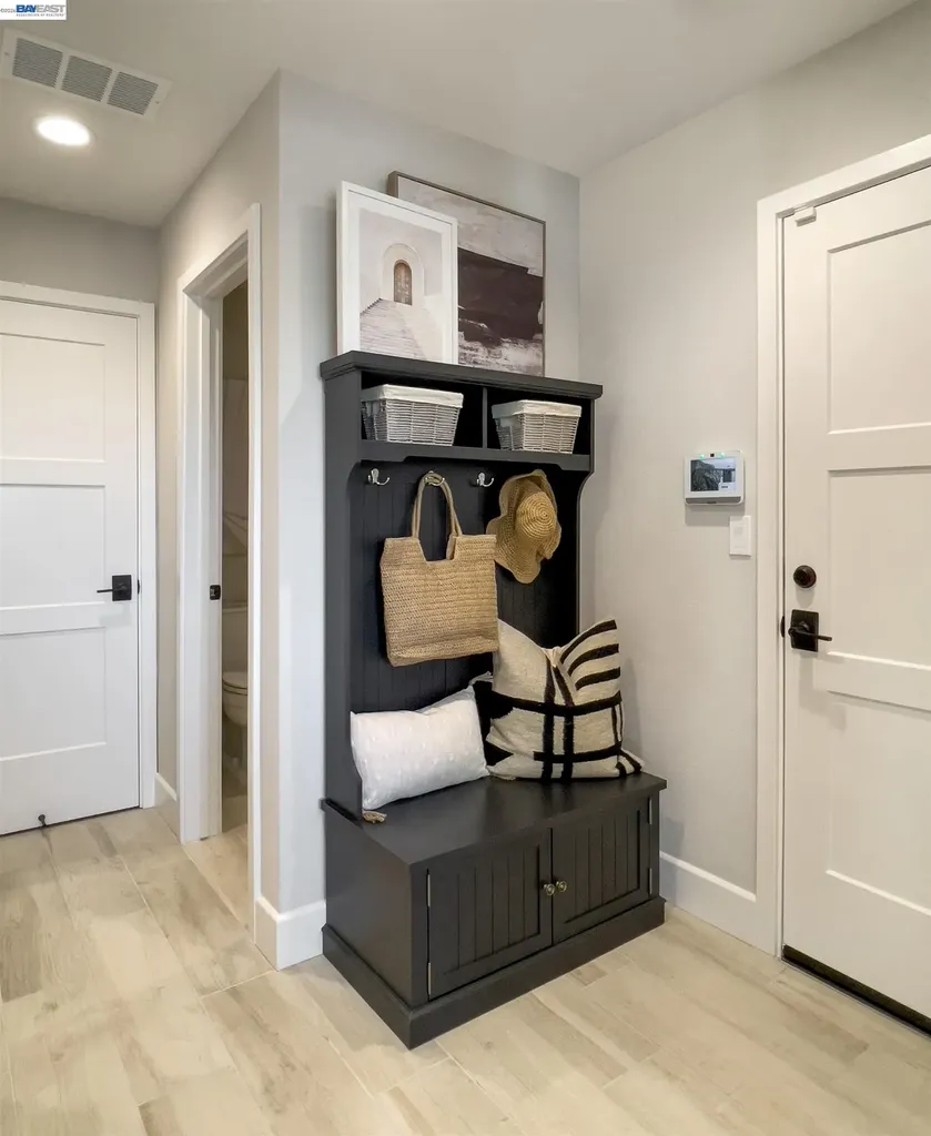 131 Compass Drive Napa CA 94558