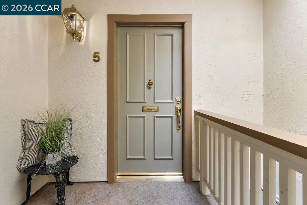 3341 Tice Creek Drive Walnut Creek CA 94595