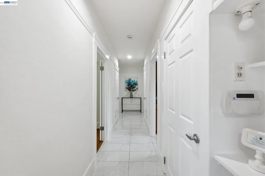 84 Oakes Boulevard San Leandro CA 94577