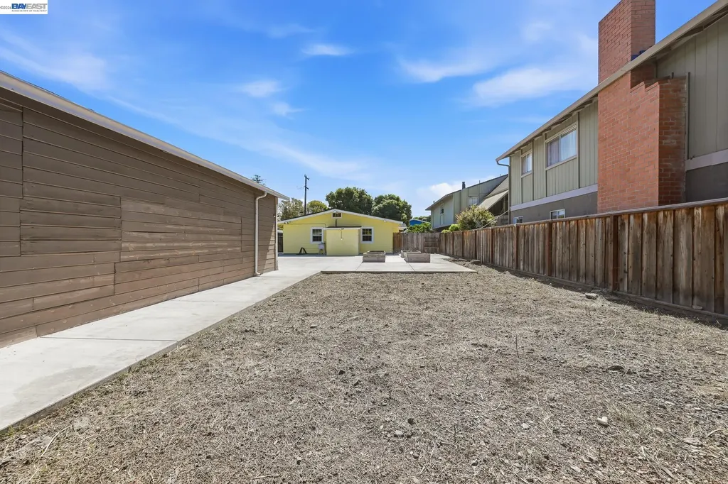 84 Oakes Boulevard San Leandro CA 94577