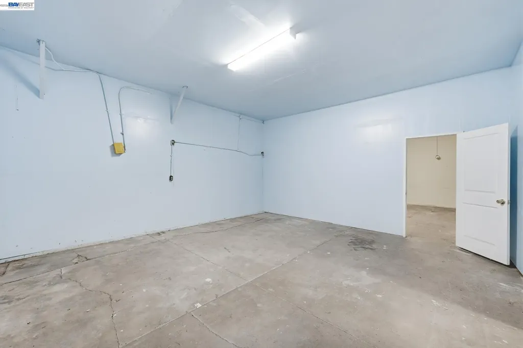 84 Oakes Boulevard San Leandro CA 94577