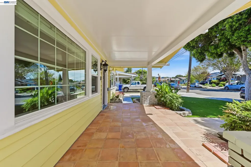 84 Oakes Boulevard San Leandro CA 94577