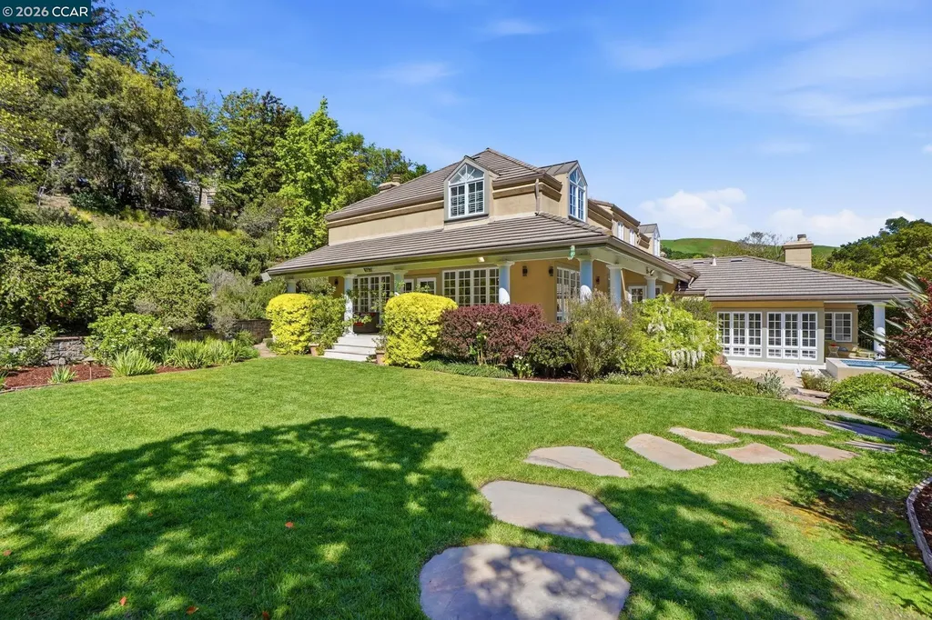 45 Merrill Circle Moraga CA 94556