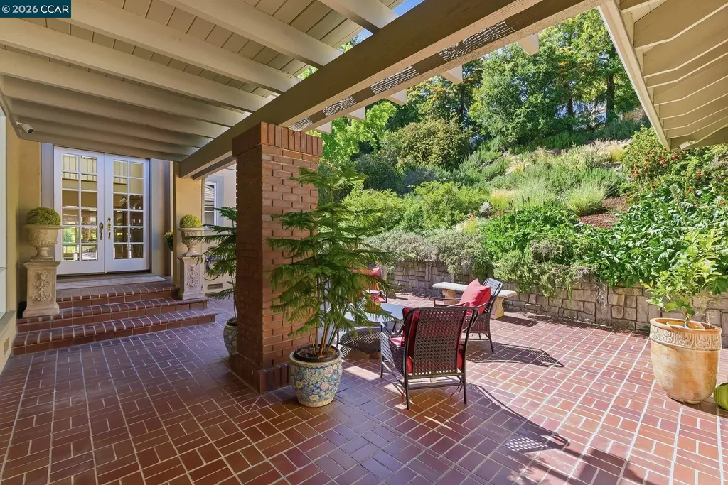 45 Merrill Circle Moraga CA 94556
