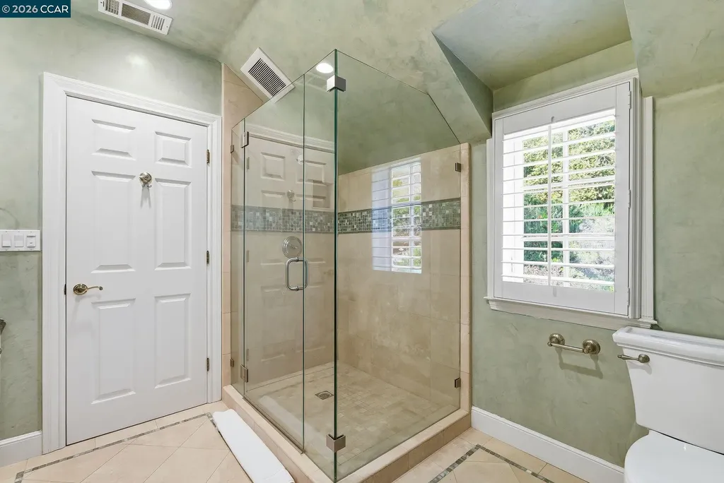 45 Merrill Circle Moraga CA 94556