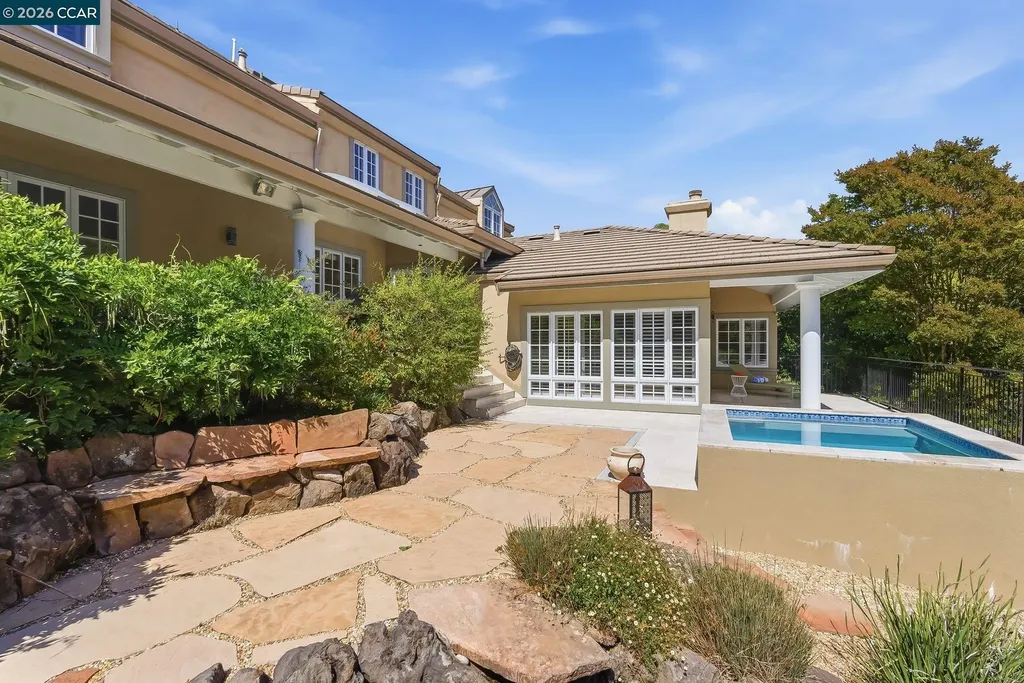 45 Merrill Circle Moraga CA 94556