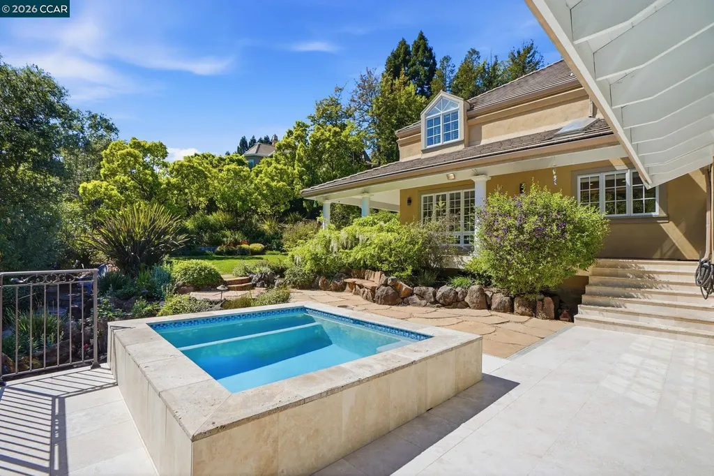 45 Merrill Circle Moraga CA 94556