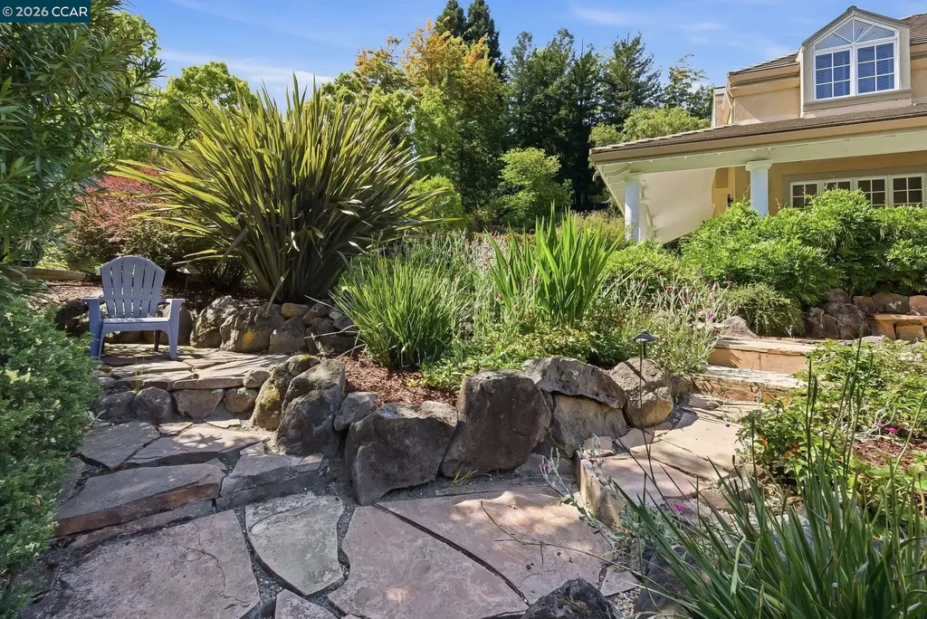 45 Merrill Circle Moraga CA 94556