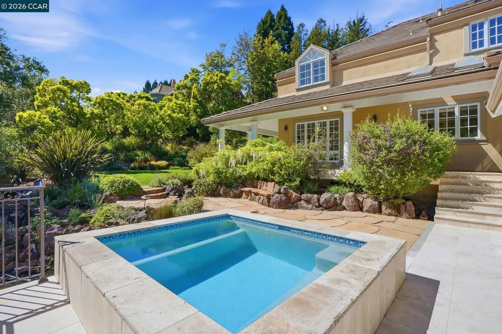 45 Merrill Circle Moraga CA 94556