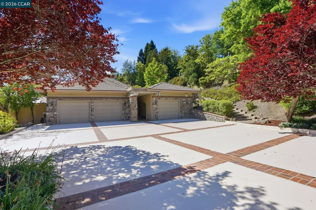 45 Merrill Circle Moraga CA 94556