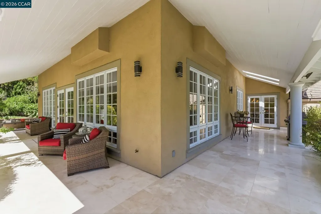 45 Merrill Circle Moraga CA 94556