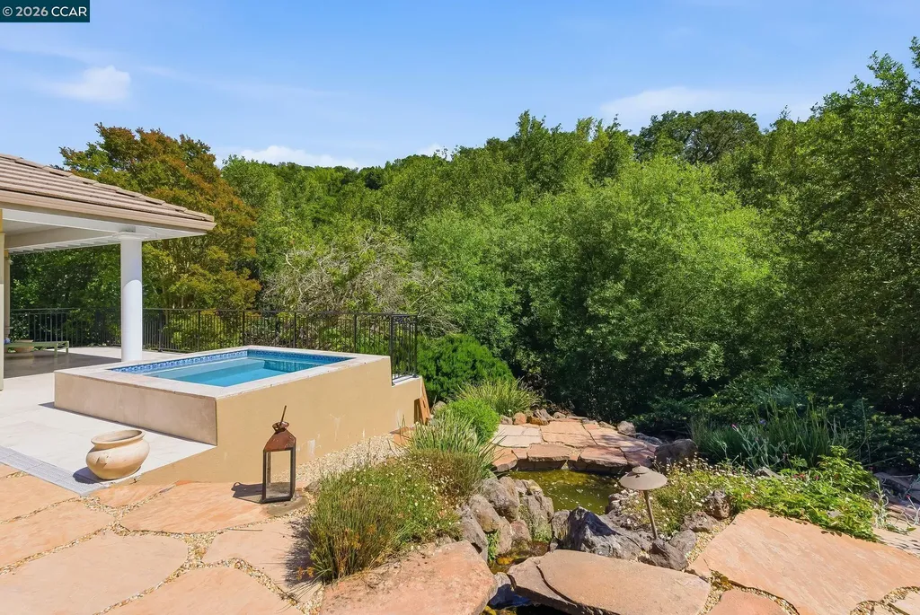 45 Merrill Circle Moraga CA 94556