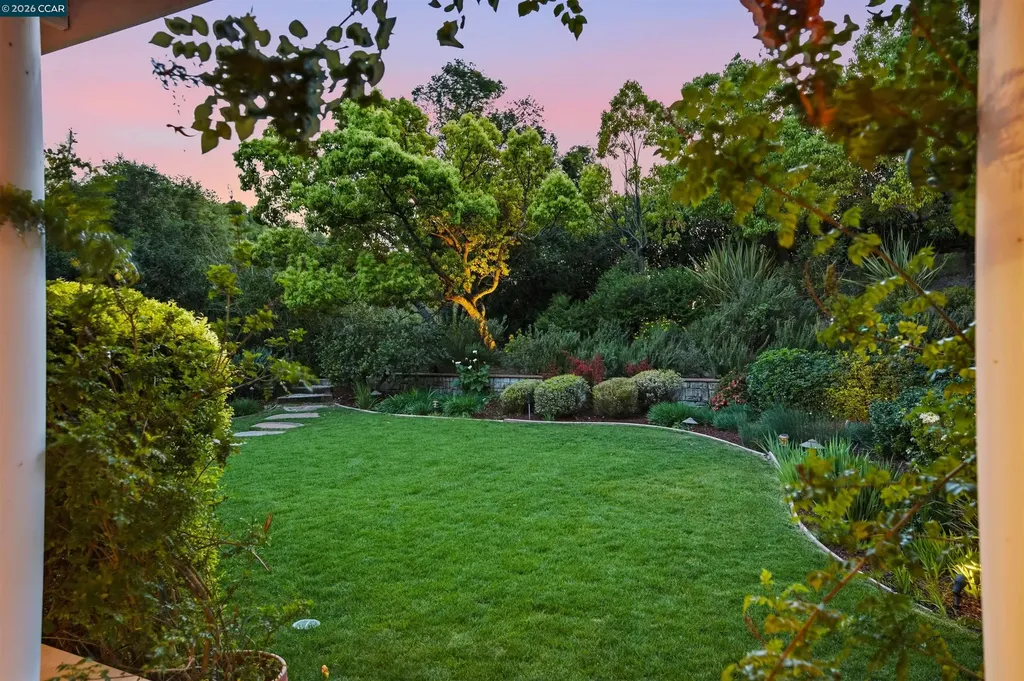 45 Merrill Circle Moraga CA 94556