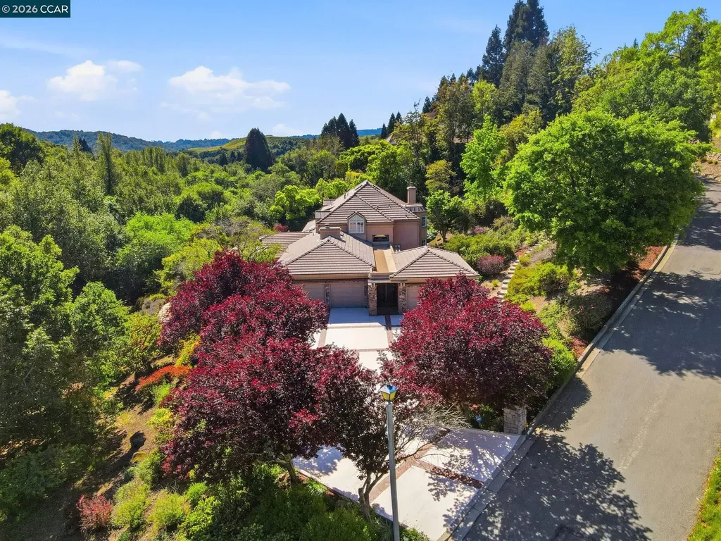 45 Merrill Circle Moraga CA 94556