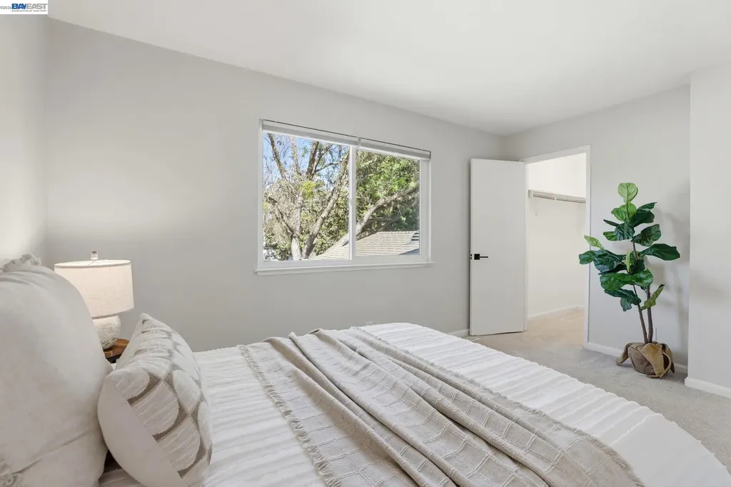 2216 Segundo Court Pleasanton CA 94588