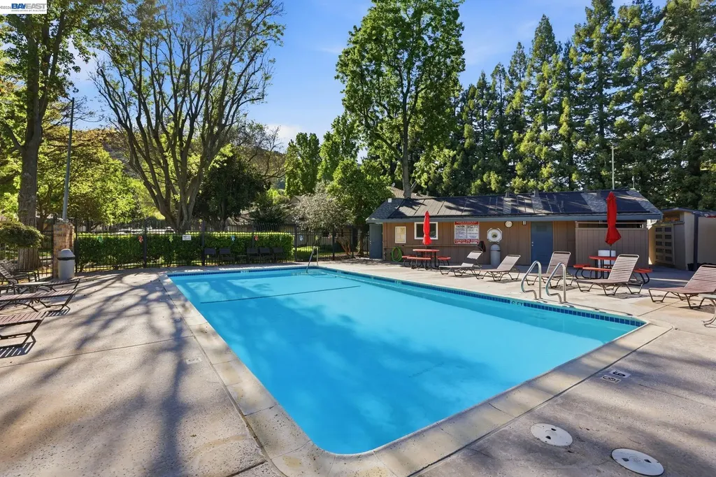 2216 Segundo Court Pleasanton CA 94588