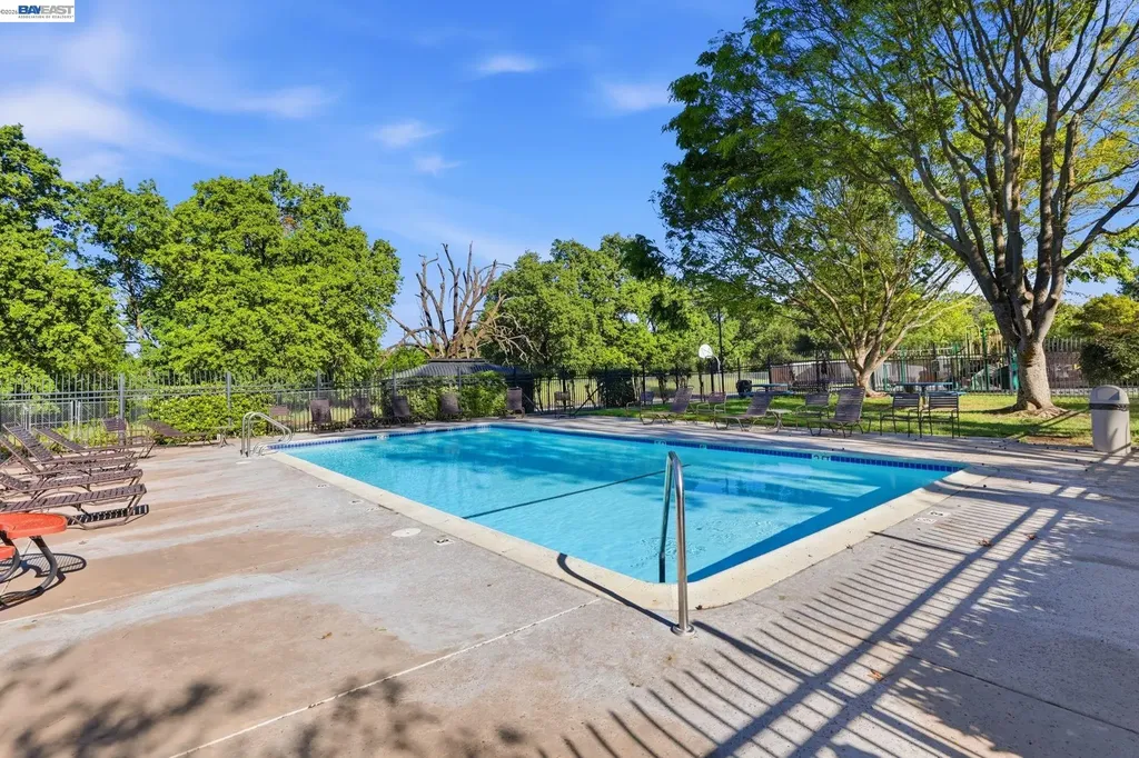 2216 Segundo Court Pleasanton CA 94588