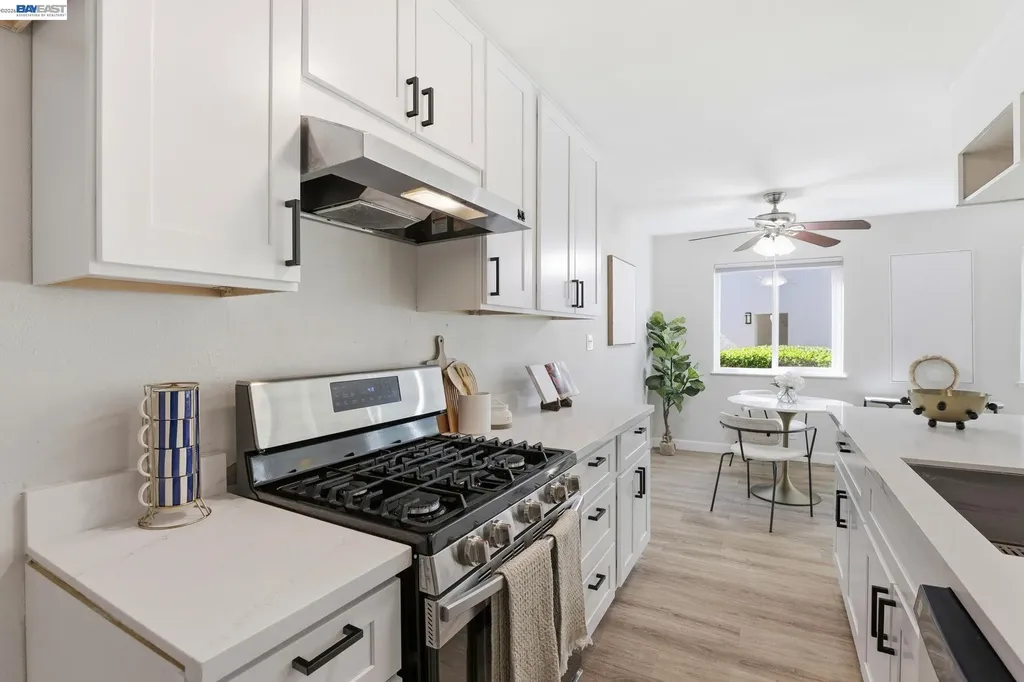 2216 Segundo Court Pleasanton CA 94588
