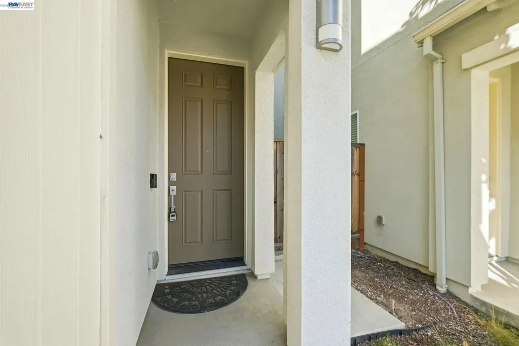 8553 Schooner Way Newark CA 94560