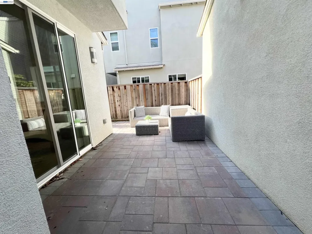8553 Schooner Way Newark CA 94560