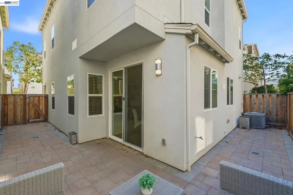 8553 Schooner Way Newark CA 94560
