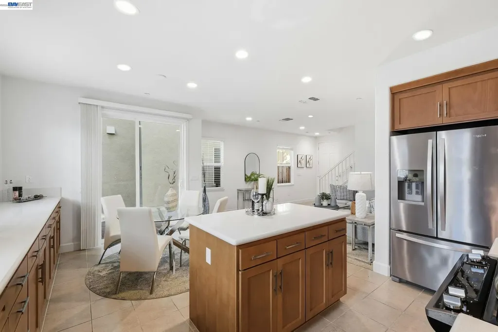 8553 Schooner Way Newark CA 94560