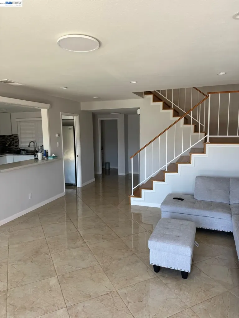 316 Heron Drive Pittsburg CA 94561