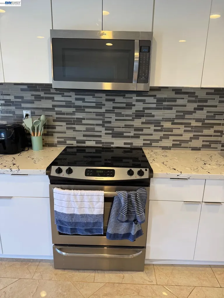 316 Heron Drive Pittsburg CA 94561