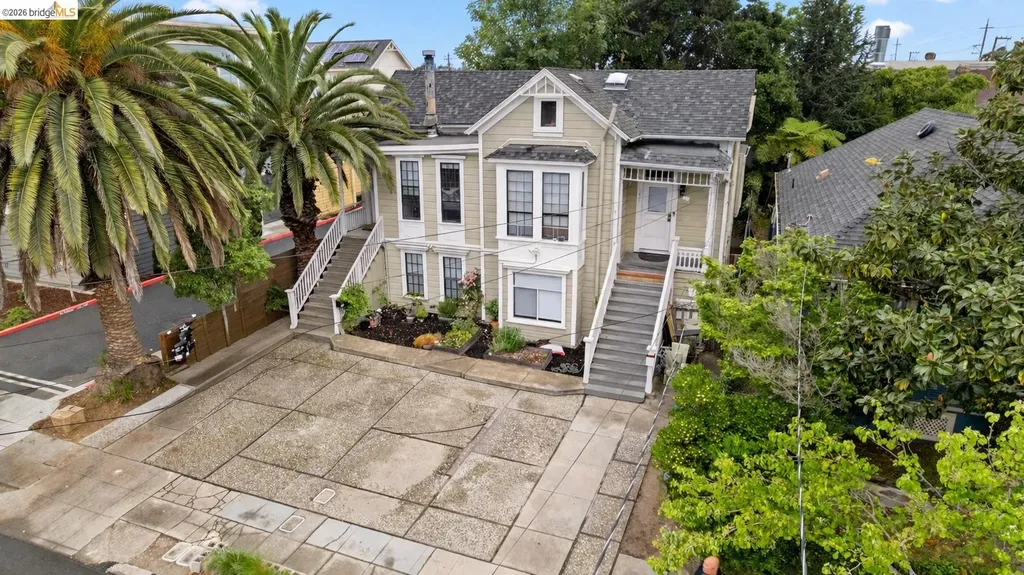 1817 Everett Alameda CA 94501