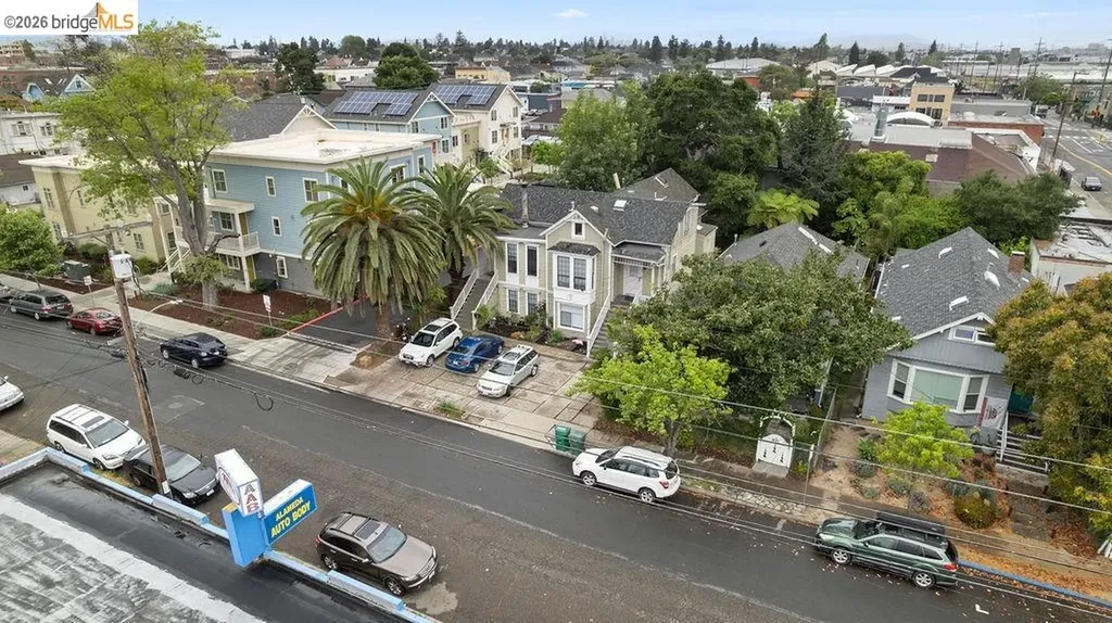 1817 Everett Alameda CA 94501